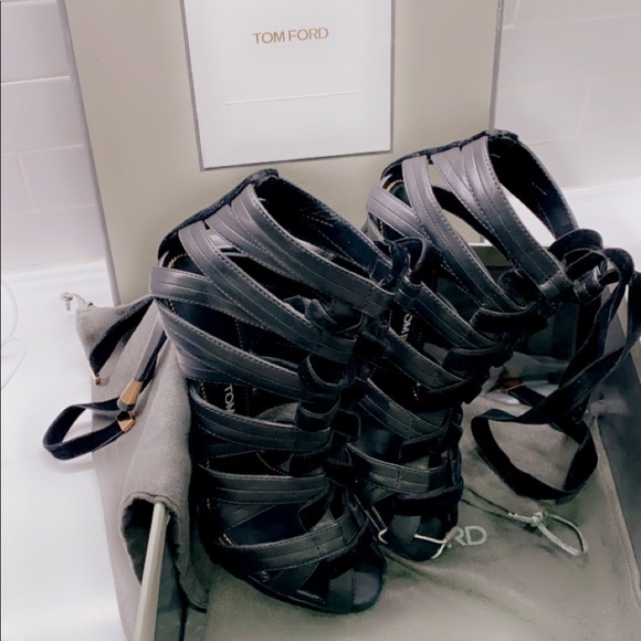 TOM FORD SHOES NWT BLACK STRAPPY STILETTOS size 37 - Picture 3 of 7